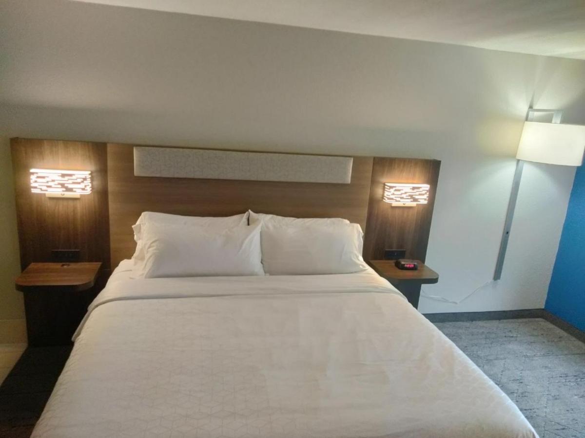 Holiday Inn Express Lapeer By Ihg Esterno foto