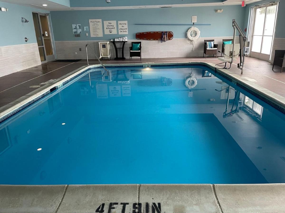 Holiday Inn Express Lapeer By Ihg Esterno foto